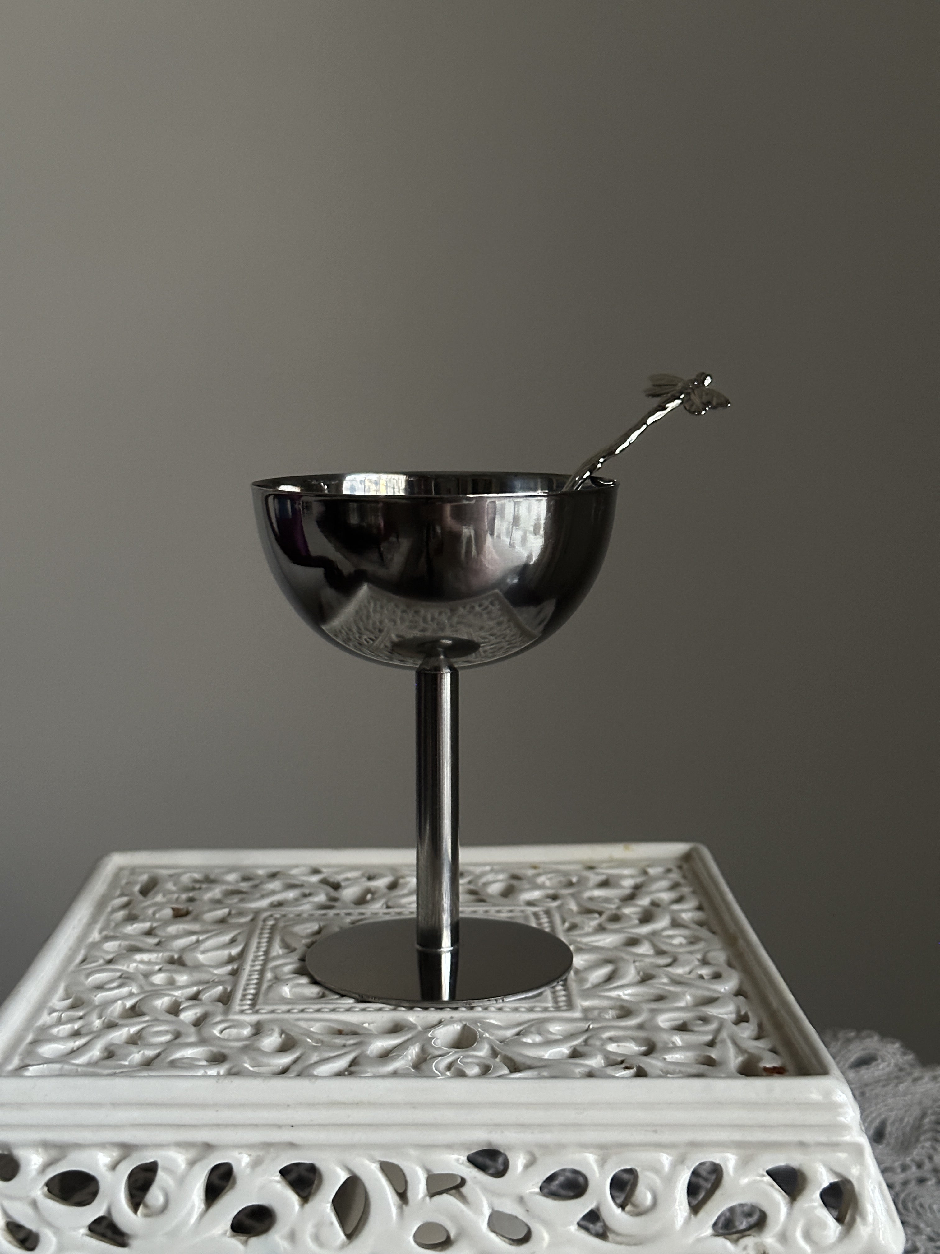 Scoop cup