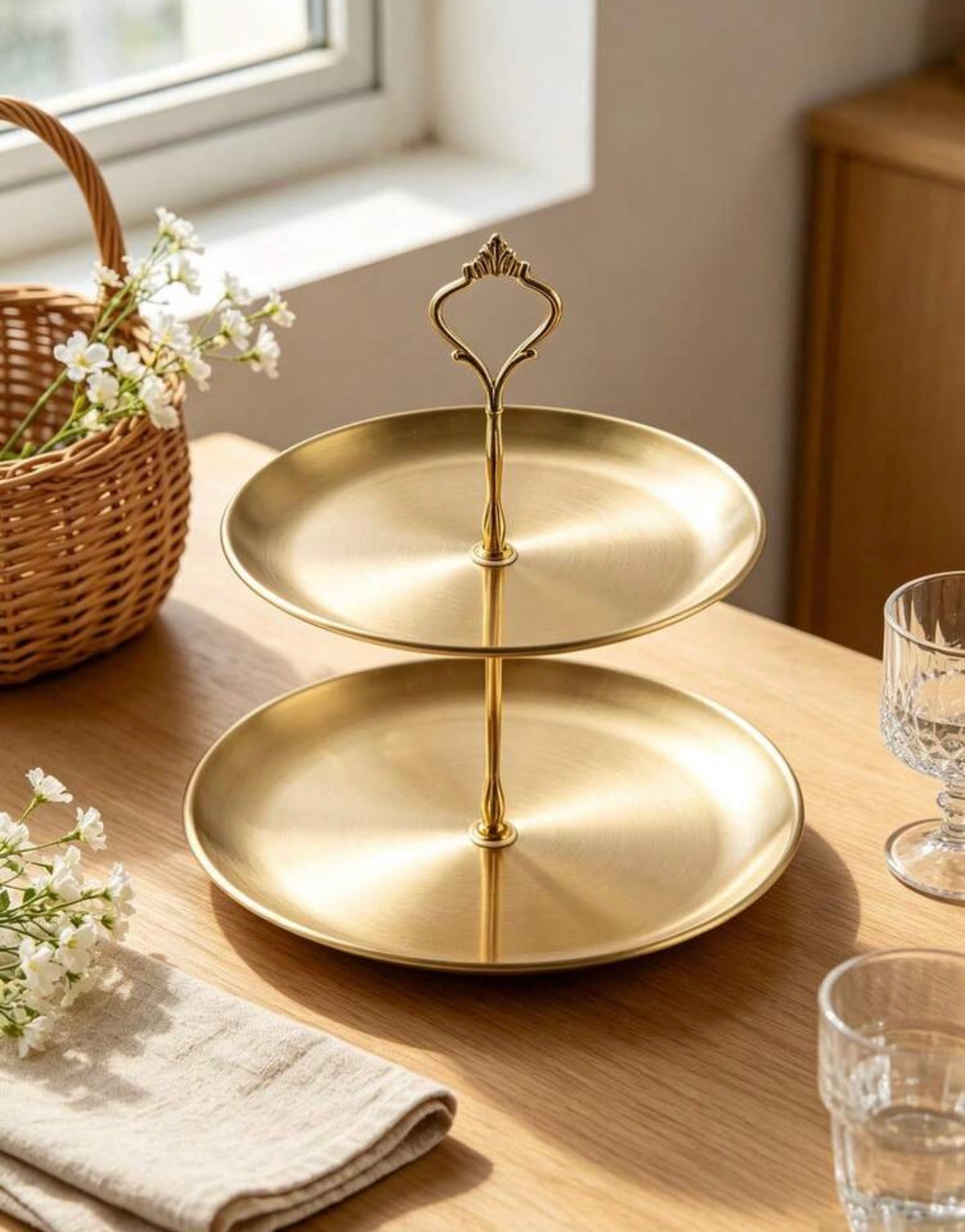 Classic round platter