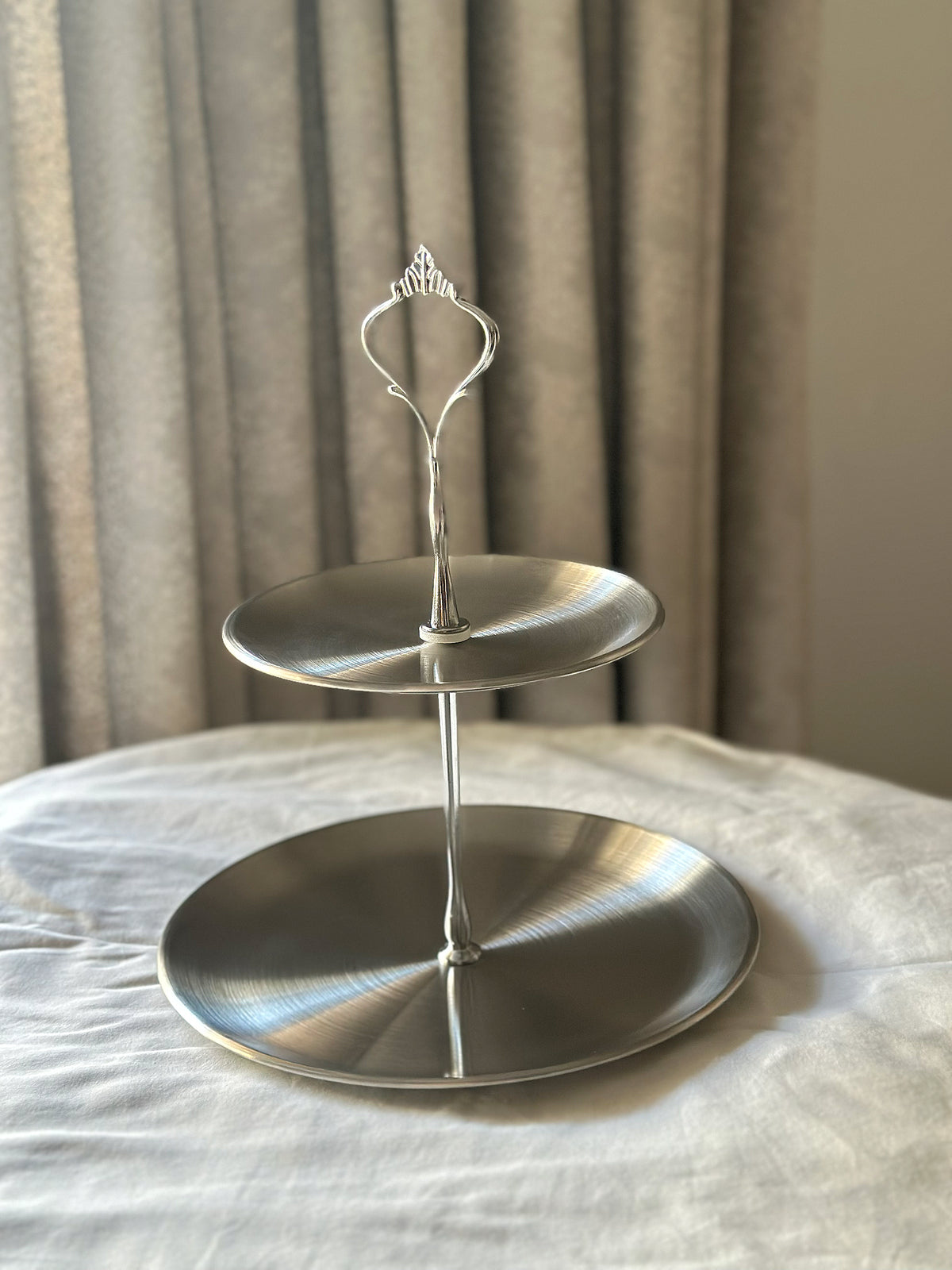 Classic round platter