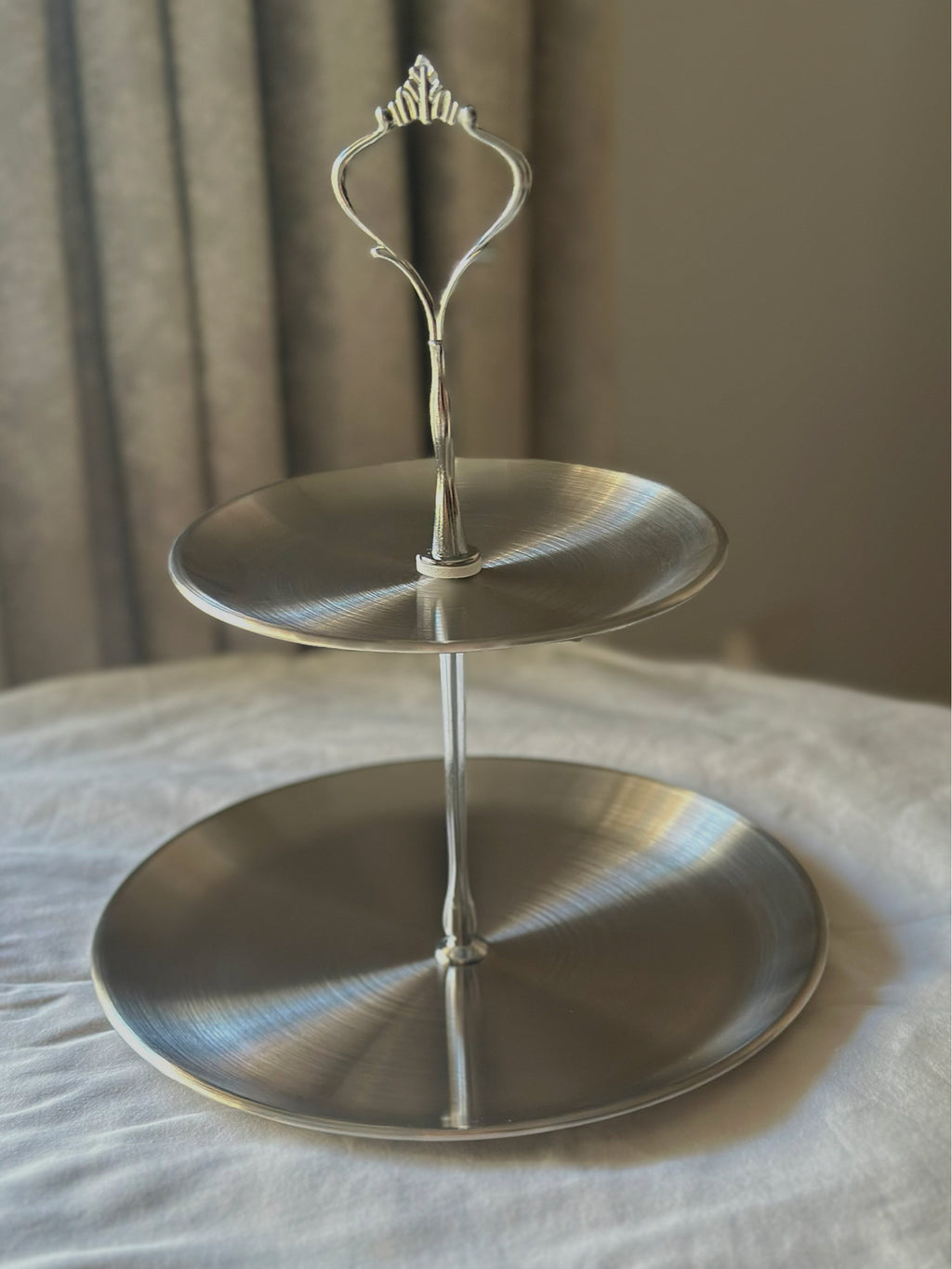 Classic round platter